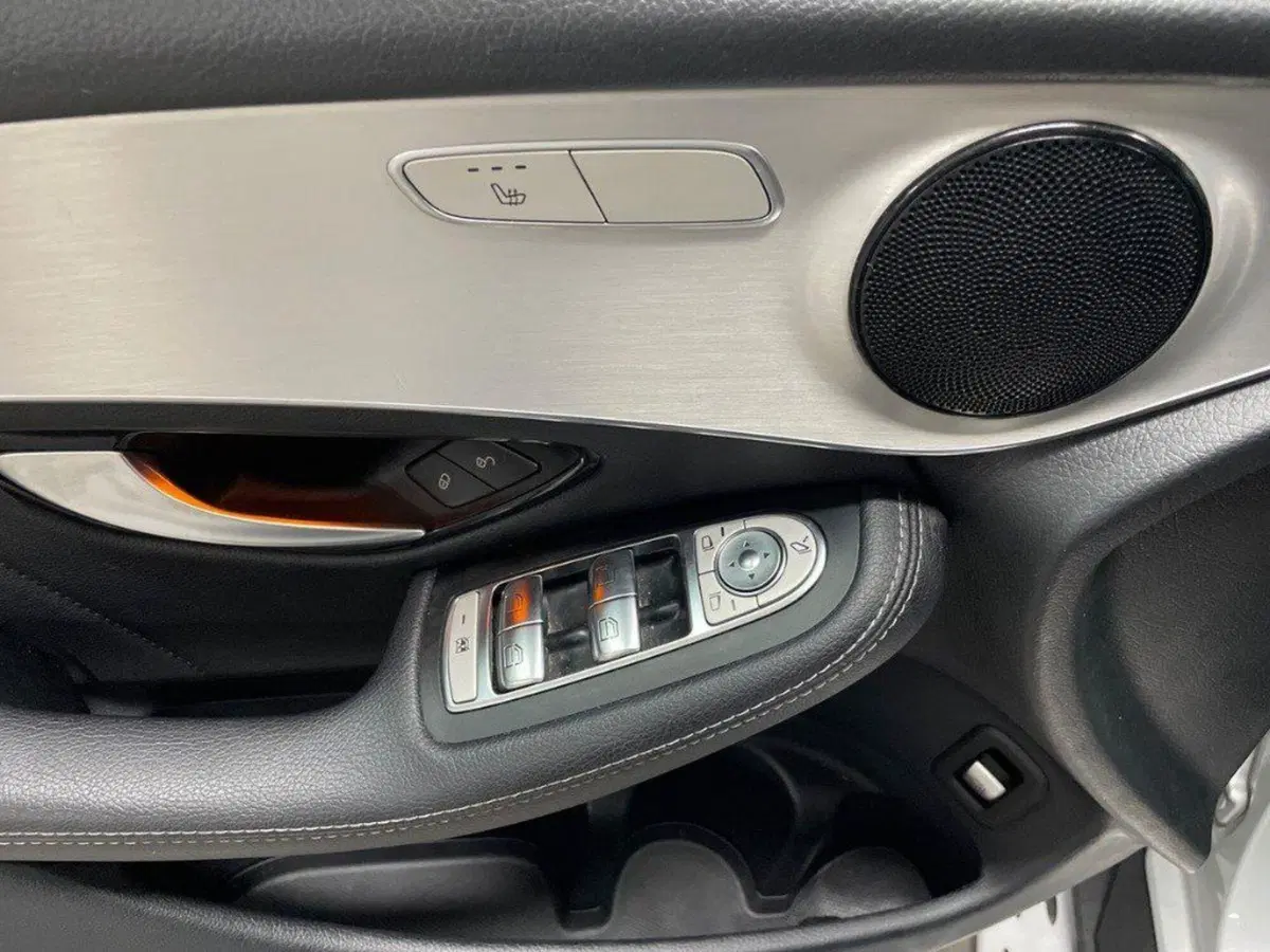 Mercedes-Benz GLC SUV usata a Ancona (17)