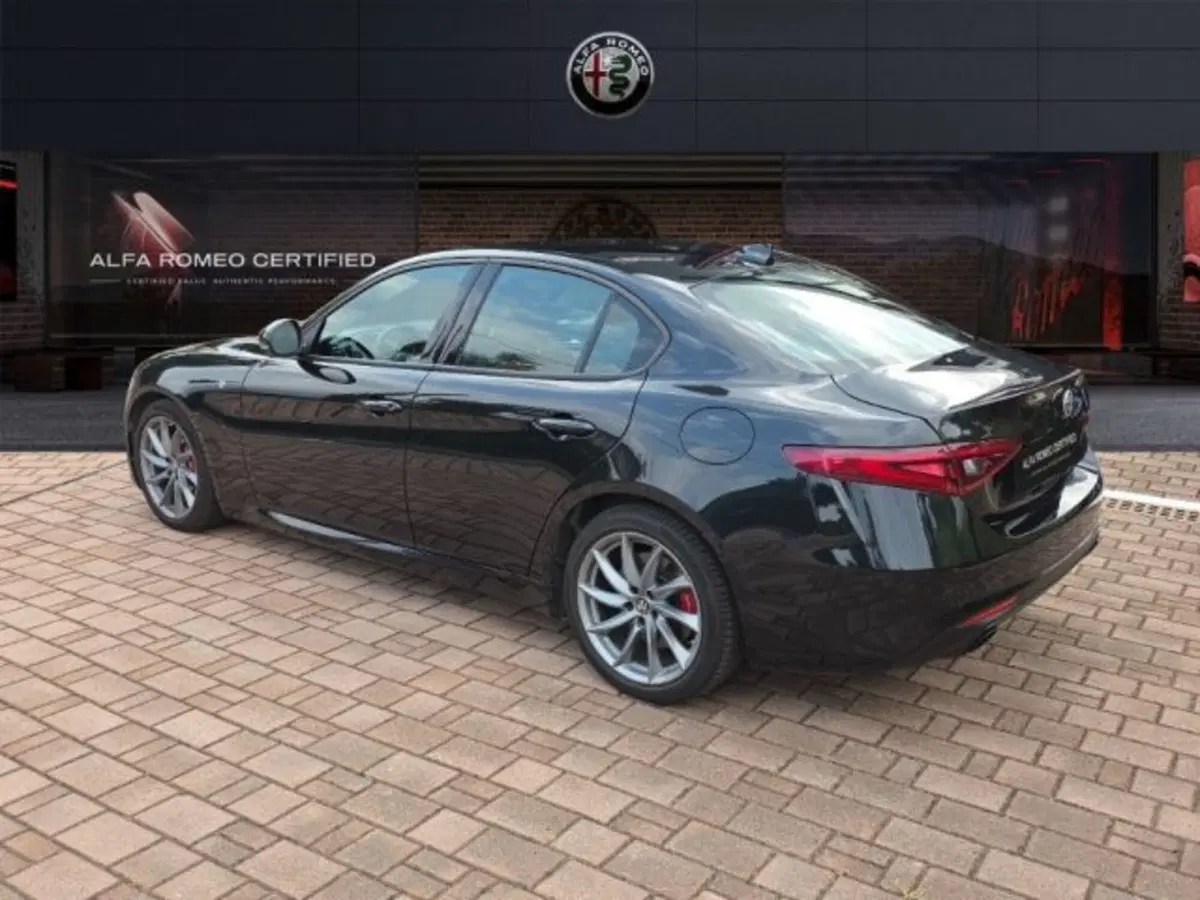 Alfa Romeo Giulia usata a Monza e Brianza (7)