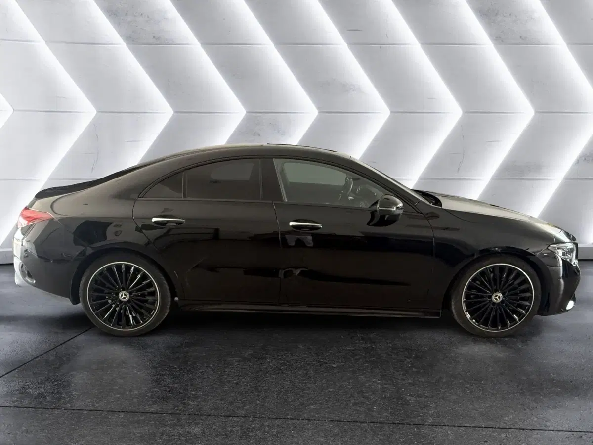 Mercedes-Benz CLA usata a Napoli (4)