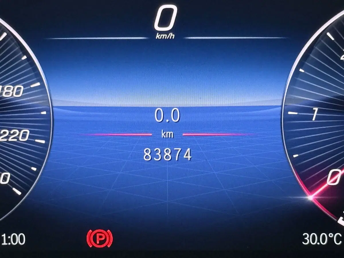 Mercedes-Benz CLA usata a Napoli (9)