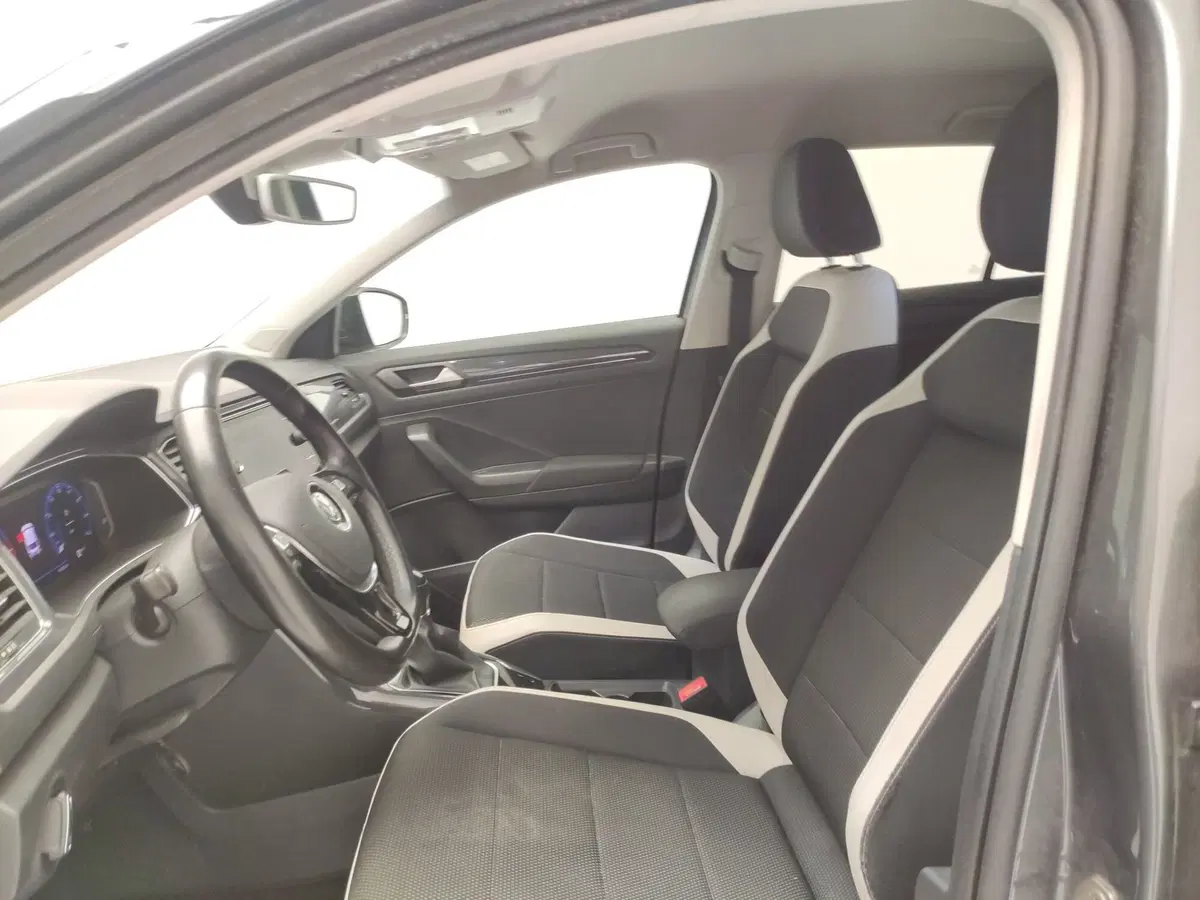 Volkswagen T-Roc usata a Avellino (13)