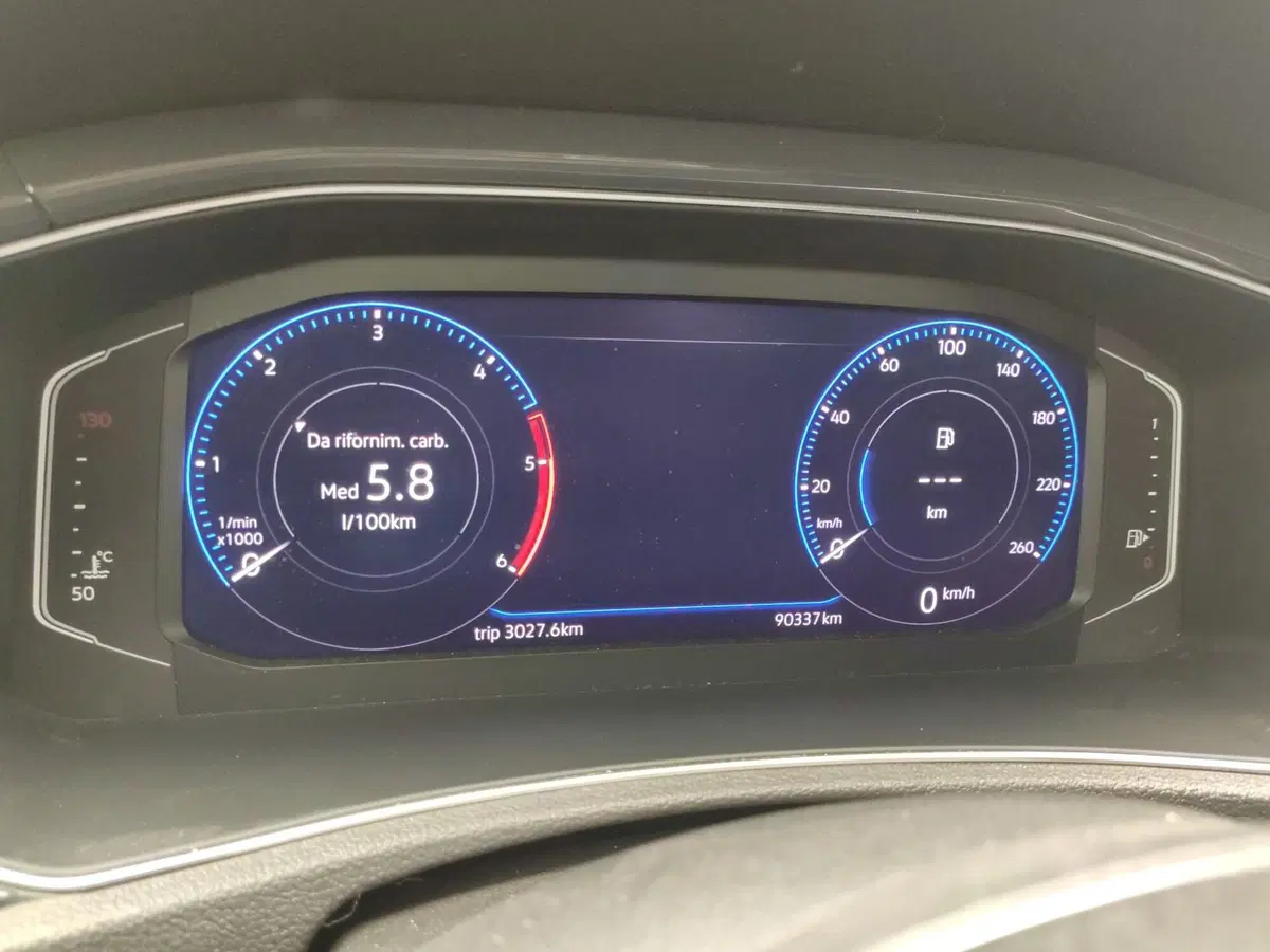 Volkswagen T-Roc usata a Avellino (17)