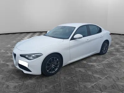Alfa Romeo Giulia 2.2 Turbodiesel 160 CV AT8 Business del 2021 usata a Pordenone