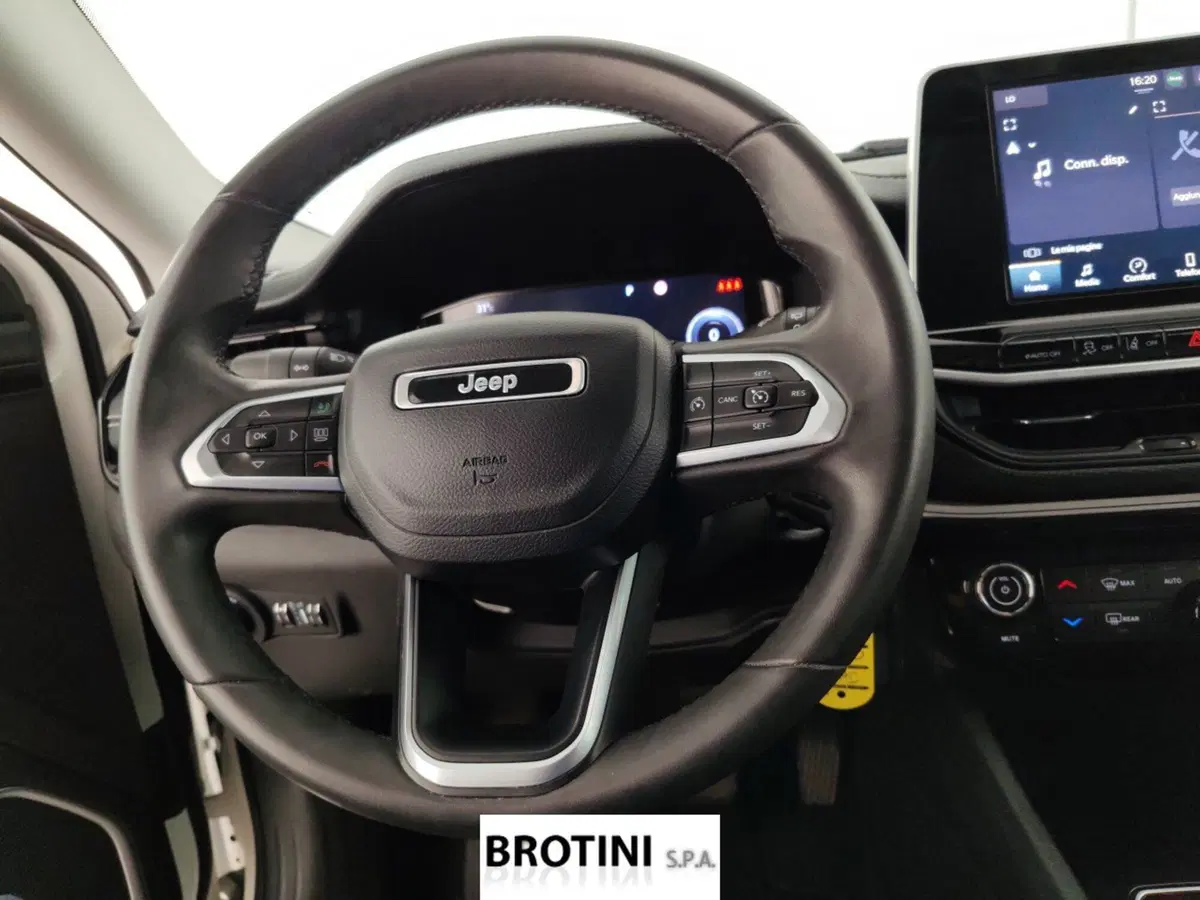 Jeep Compass usata a Massa-Carrara (14)