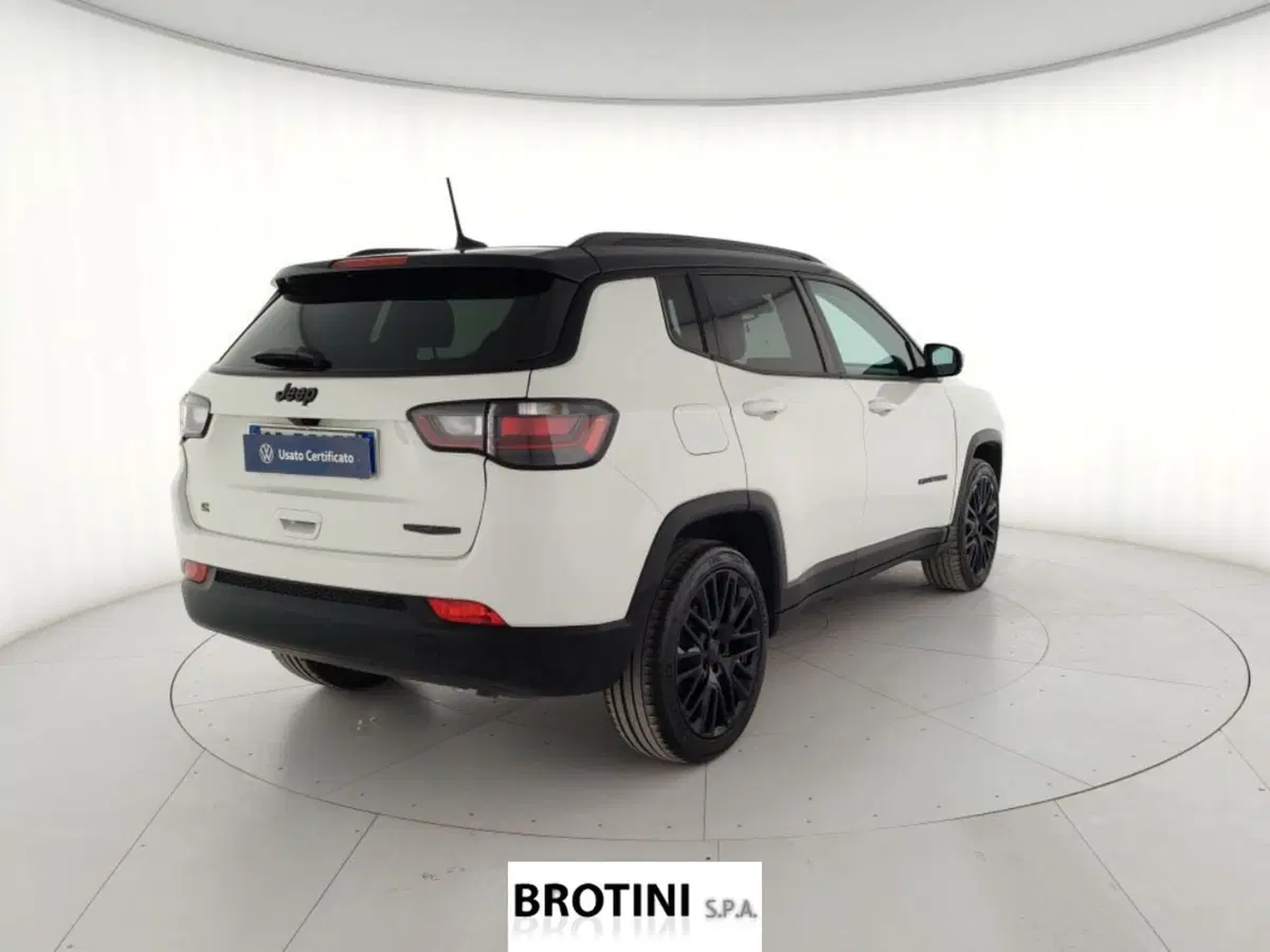 Jeep Compass usata a Massa-Carrara (3)