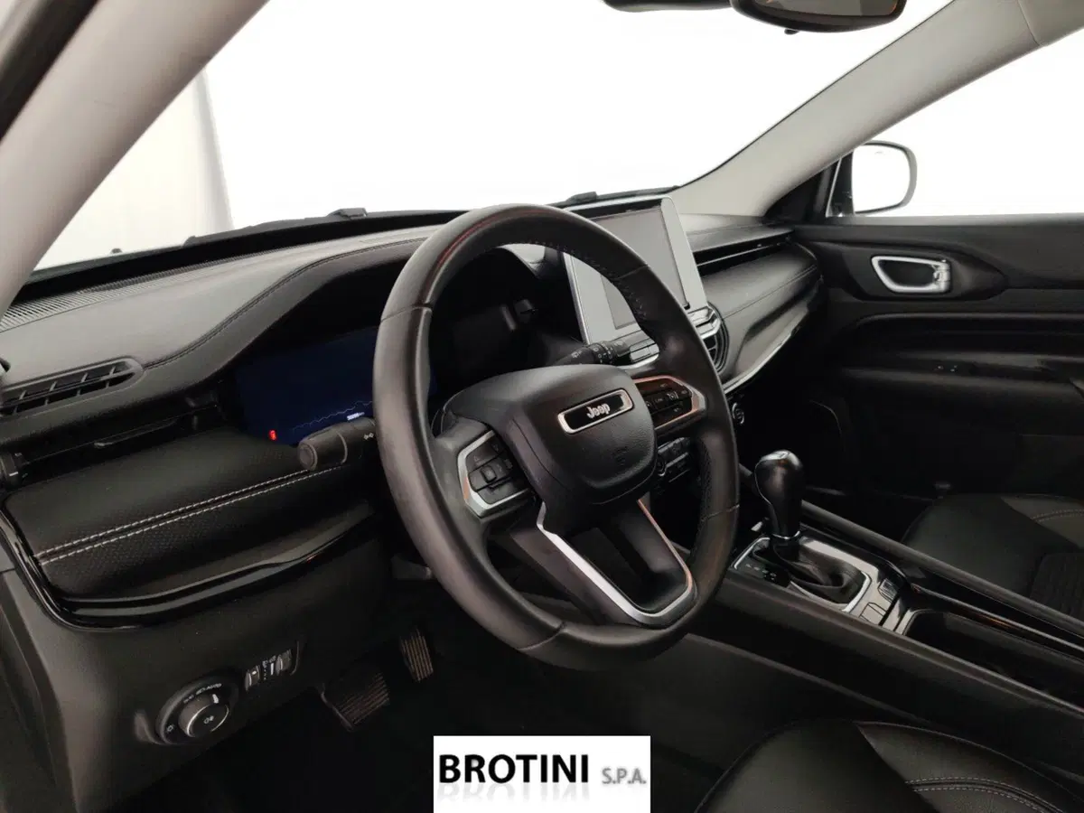 Jeep Compass usata a Massa-Carrara (8)