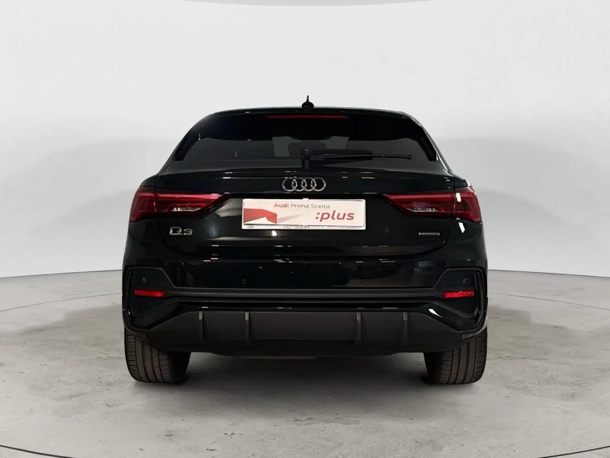 Audi Q3 Sportback usata a Napoli (6)