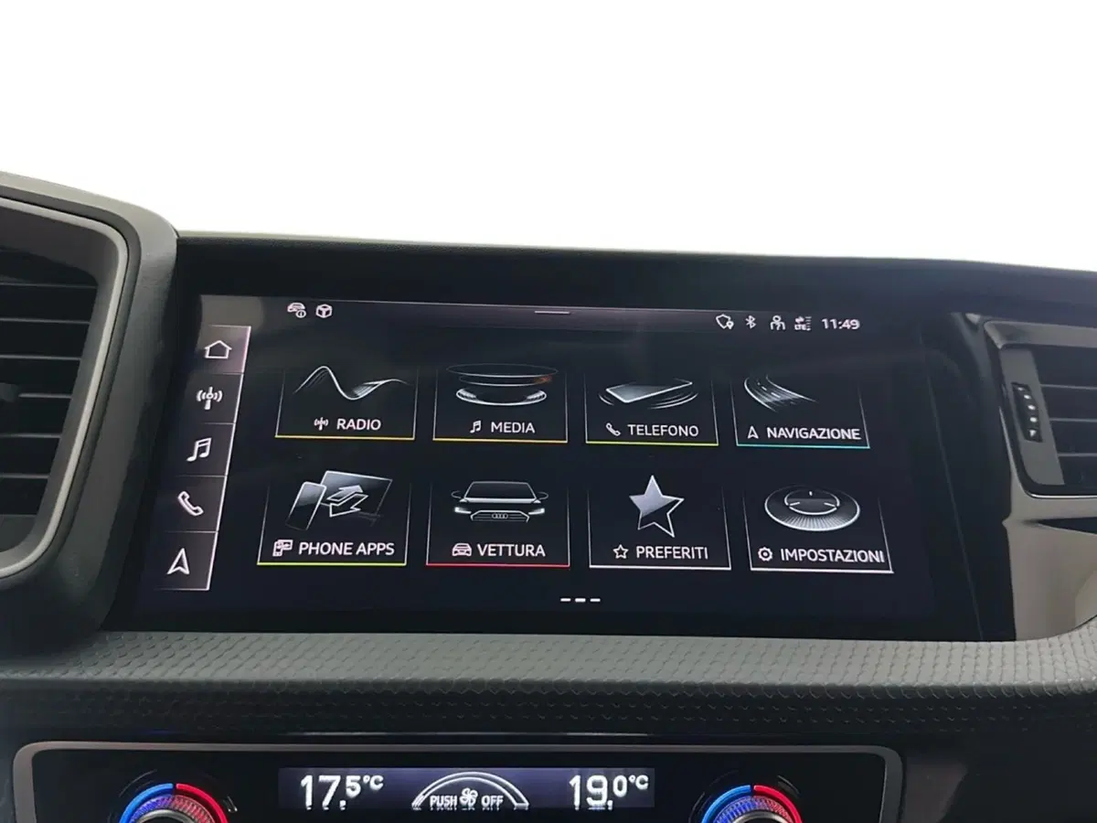 Audi A1 allstreet usata a Napoli (12)