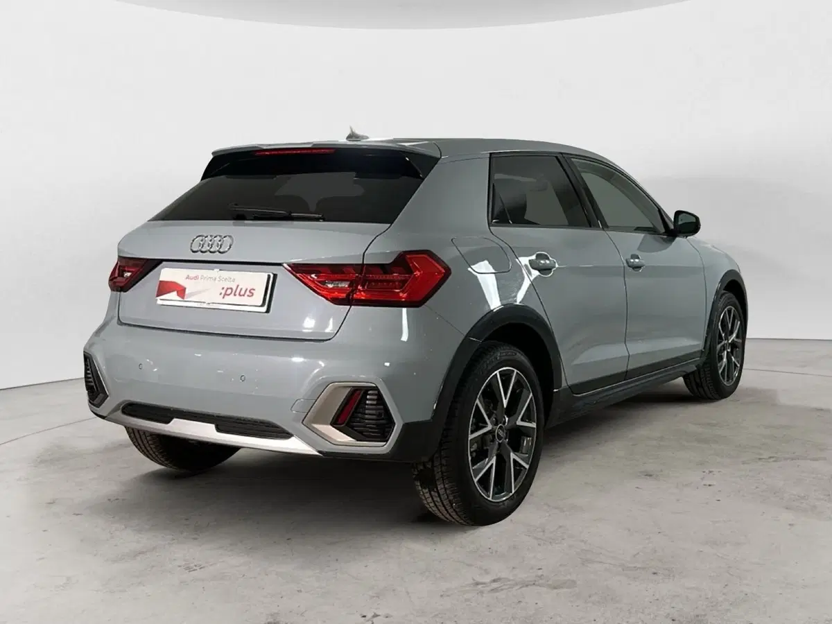 Audi A1 allstreet usata a Napoli (4)