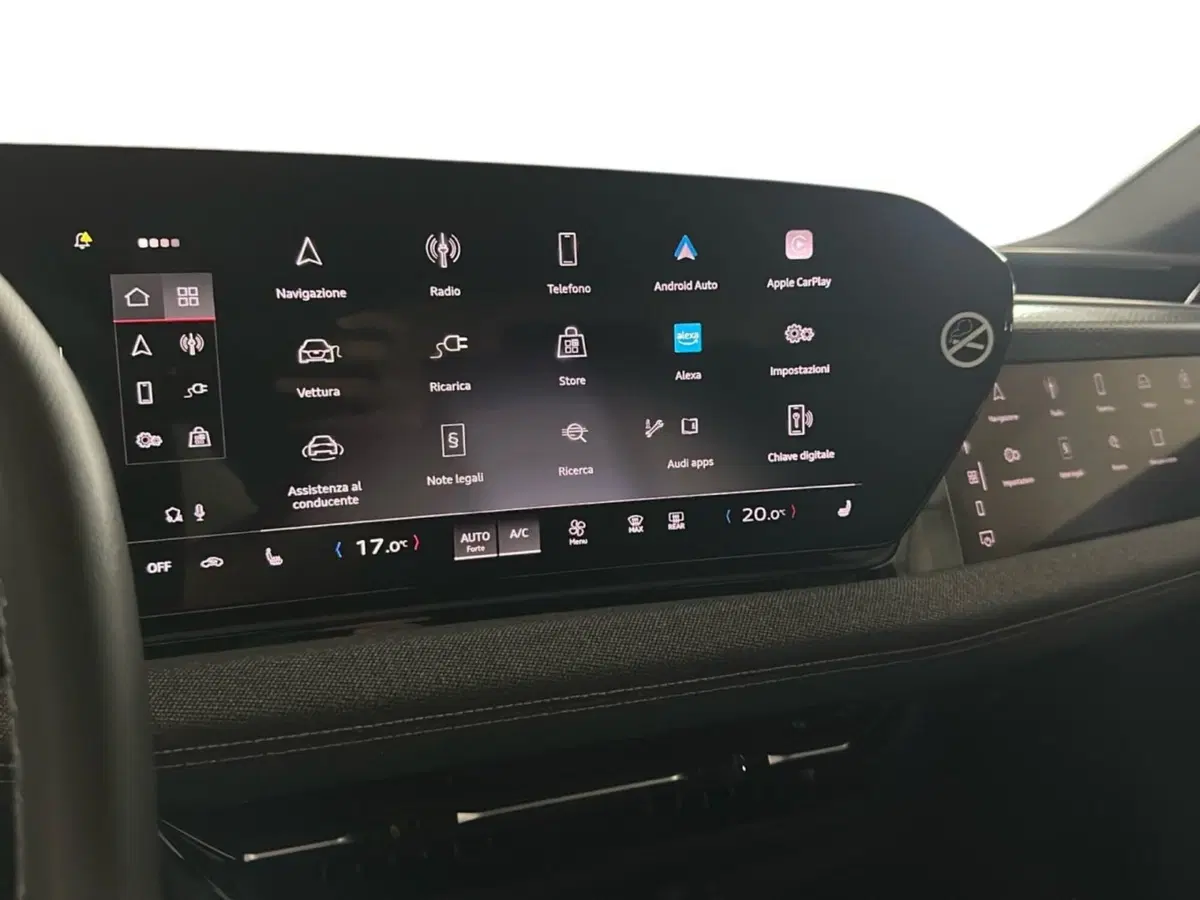Audi A6 Avant e-Tron usata a Napoli (13)