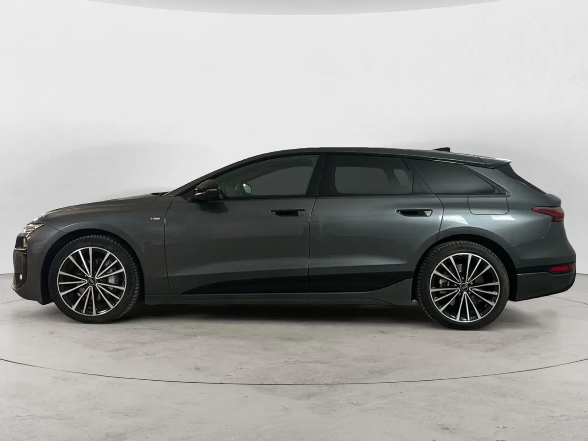 Audi A6 Avant e-Tron usata a Napoli (5)