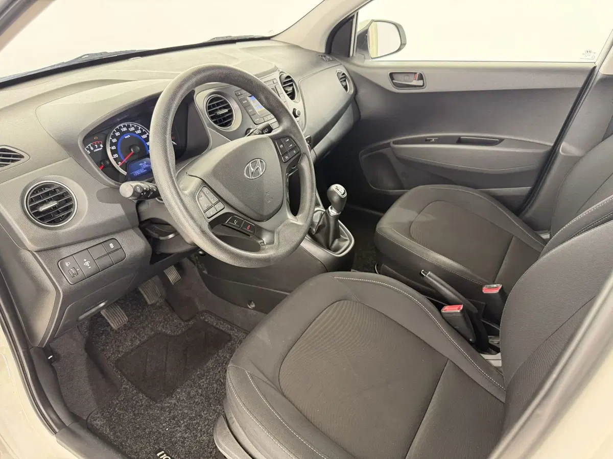 Hyundai i10 usata a Perugia (9)