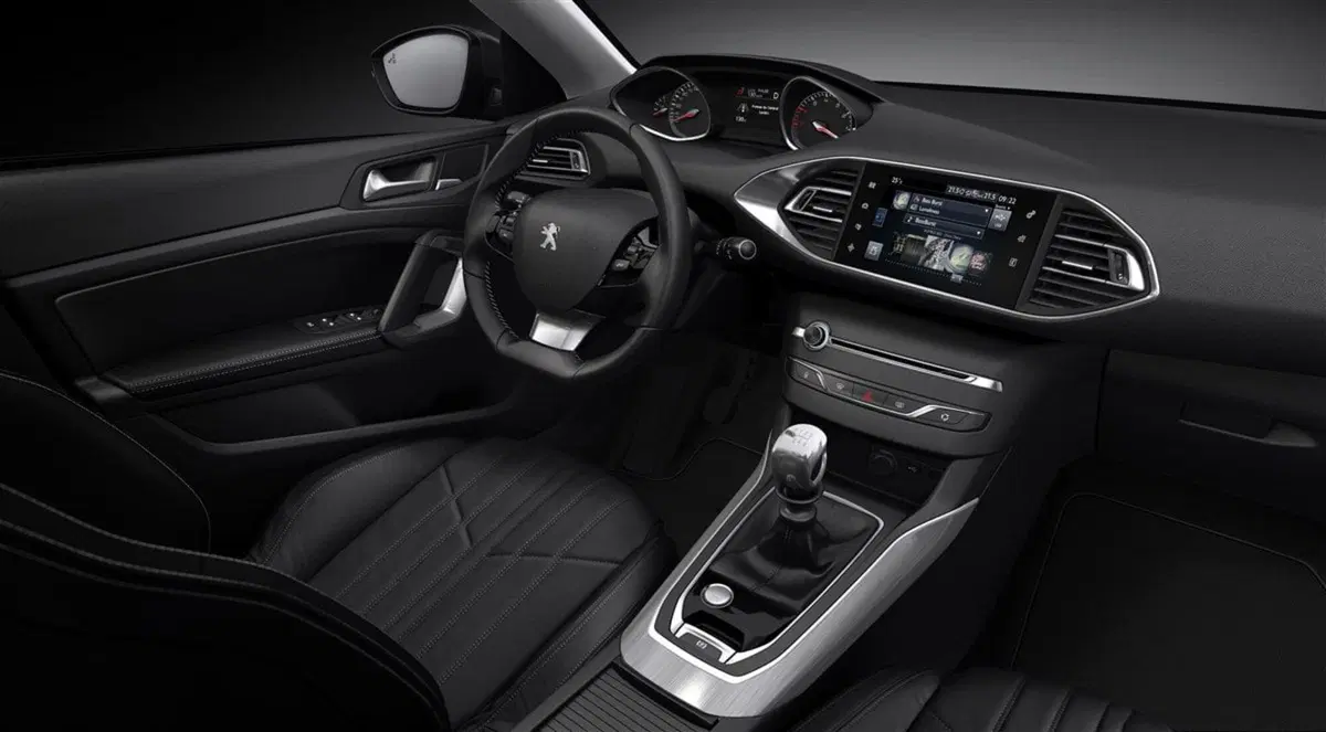 Peugeot 308 usata a Palermo (4)