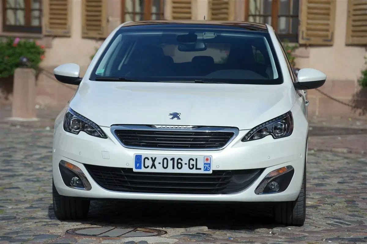 Peugeot 308 usata a Palermo (9)