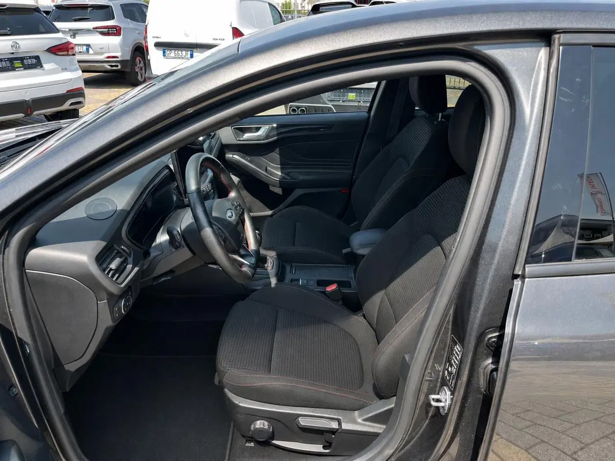 Ford Focus usata a Novara (10)