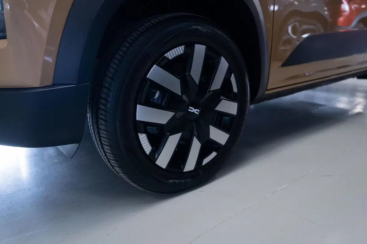 Dacia Spring nuova a Torino (14)