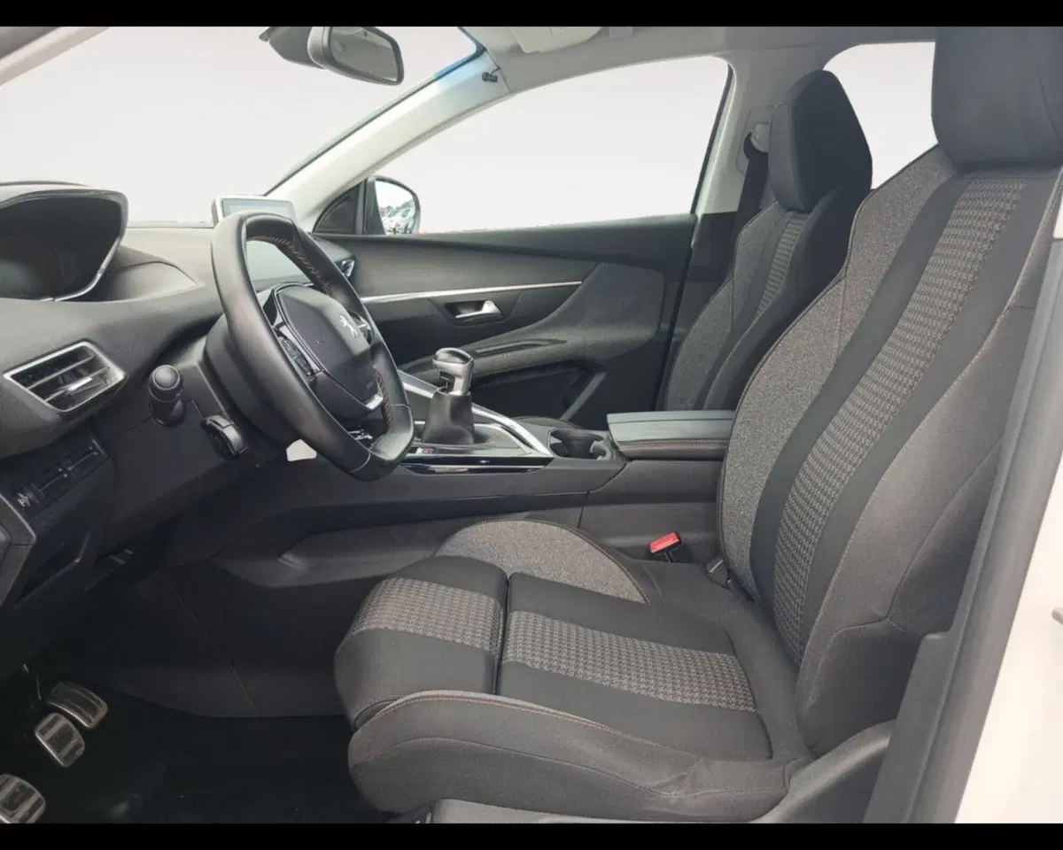 Peugeot 3008 usata a Ravenna (9)