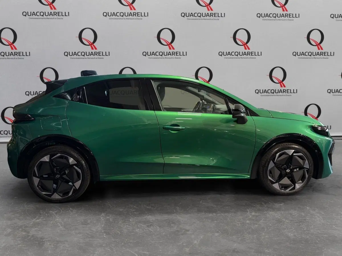 Renault Clio nuova a Milano (4)