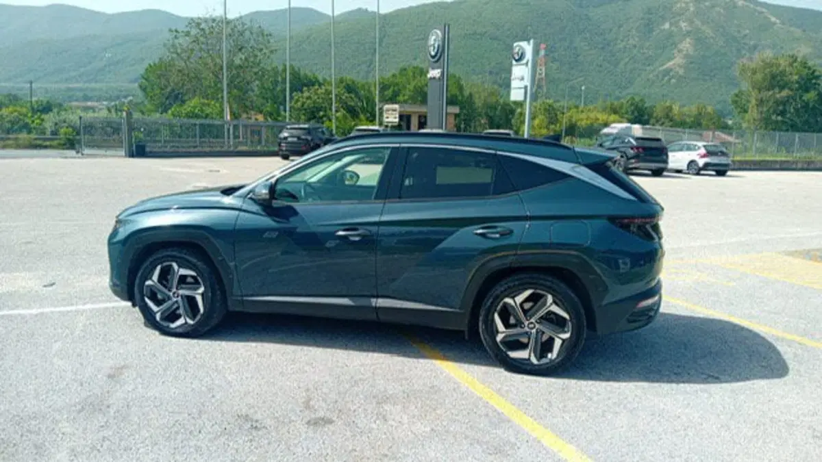 Hyundai Tucson usata a Benevento (2)
