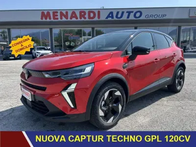 Renault Captur 1.2 eco-g Techno 120cv nuova a Bernezzo