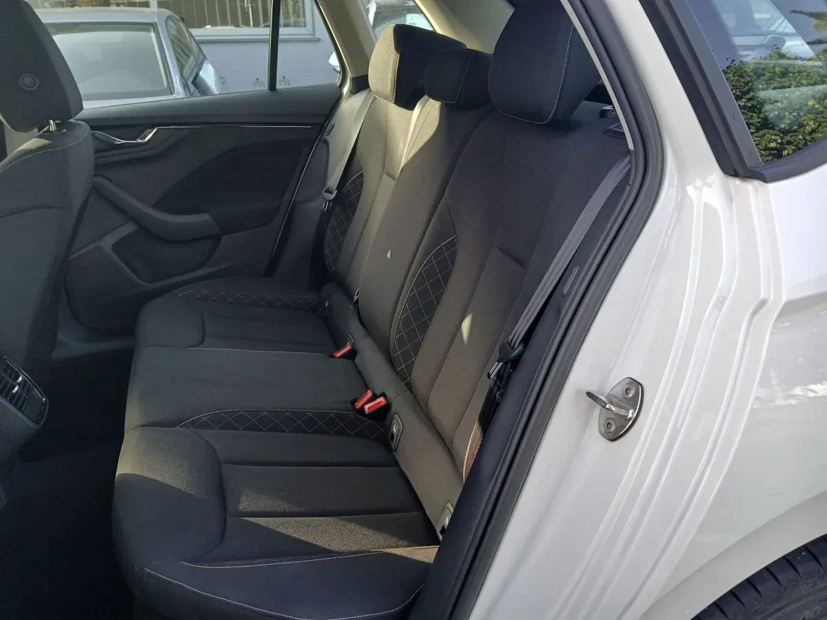 Skoda Kamiq usata a Reggio Calabria (8)