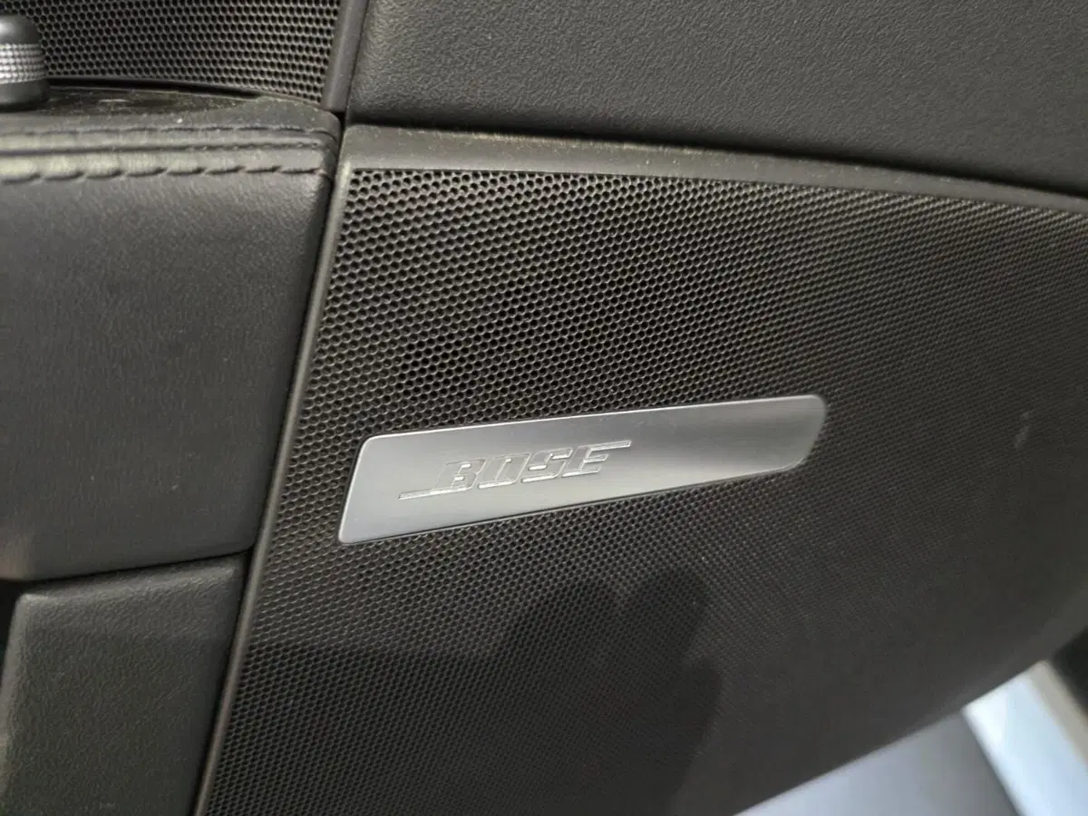Audi TT Cabrio usata a Rimini (14)