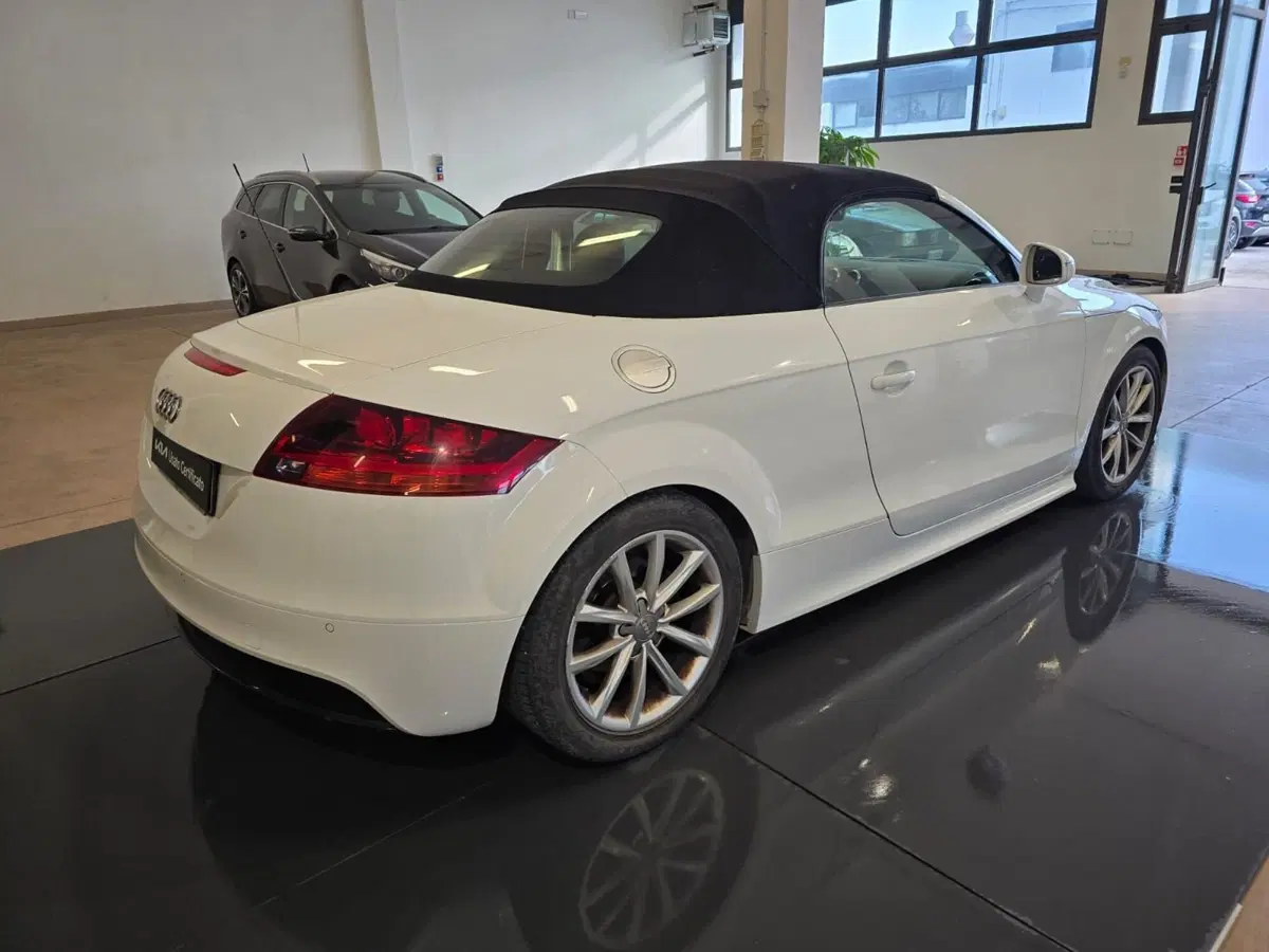 Audi TT Cabrio usata a Rimini (4)