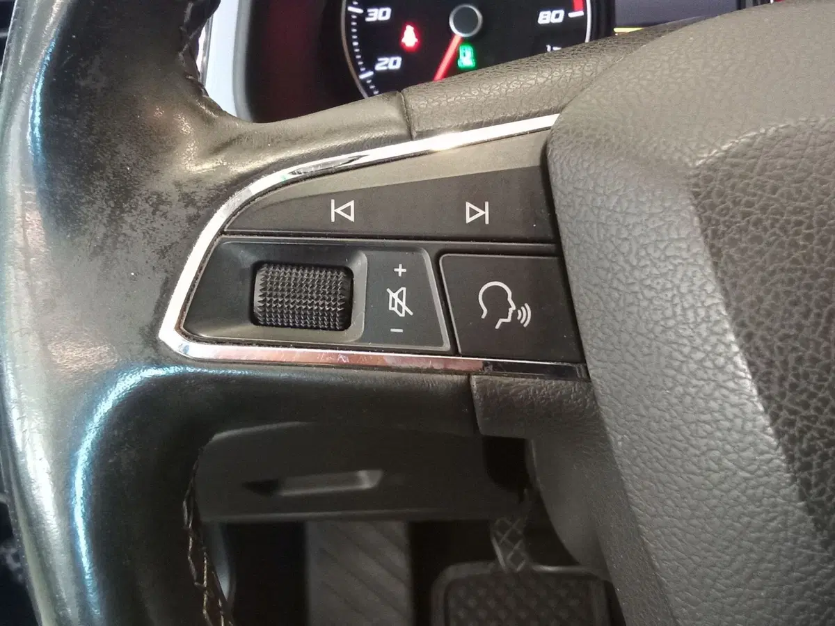 SEAT Leon usata a Rimini (11)