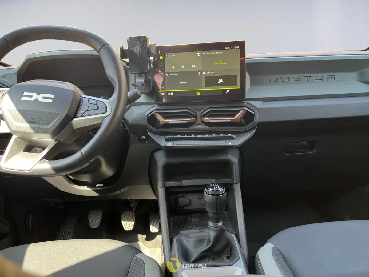 Dacia Duster usata a Milano (15)
