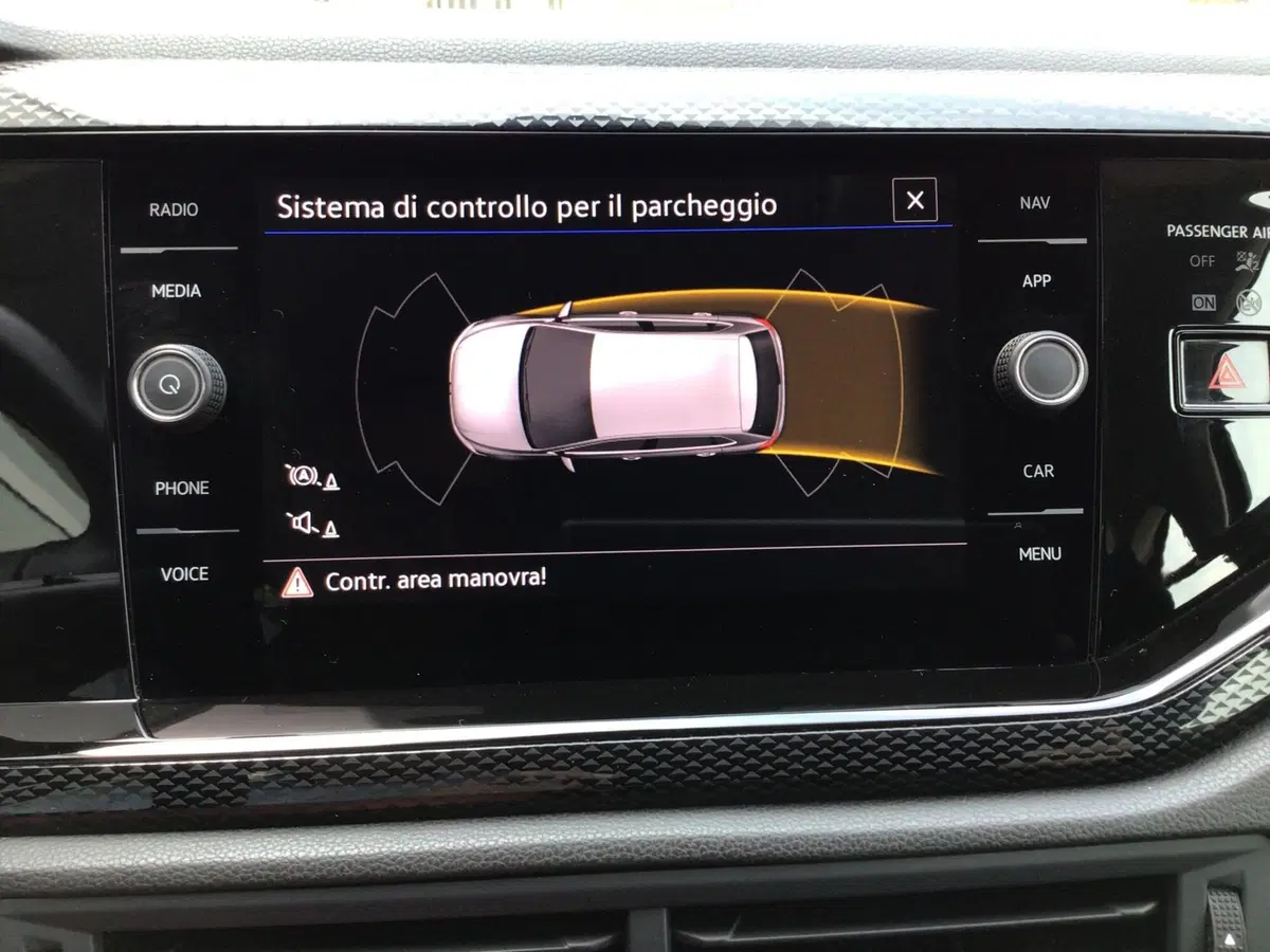 Volkswagen Polo usata a Genova (15)