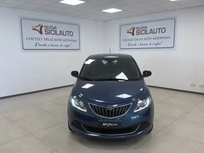 Lancia Ypsilon 1.0 FireFly 5 porte S&amp;S Hybrid Silver Plus del 2021 usata a Carini