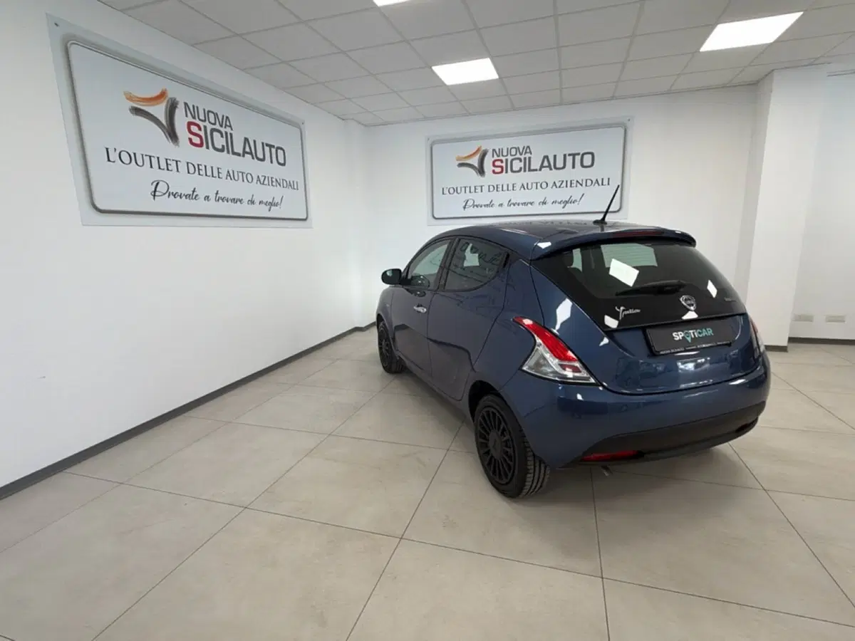 Lancia Ypsilon usata a Palermo (17)