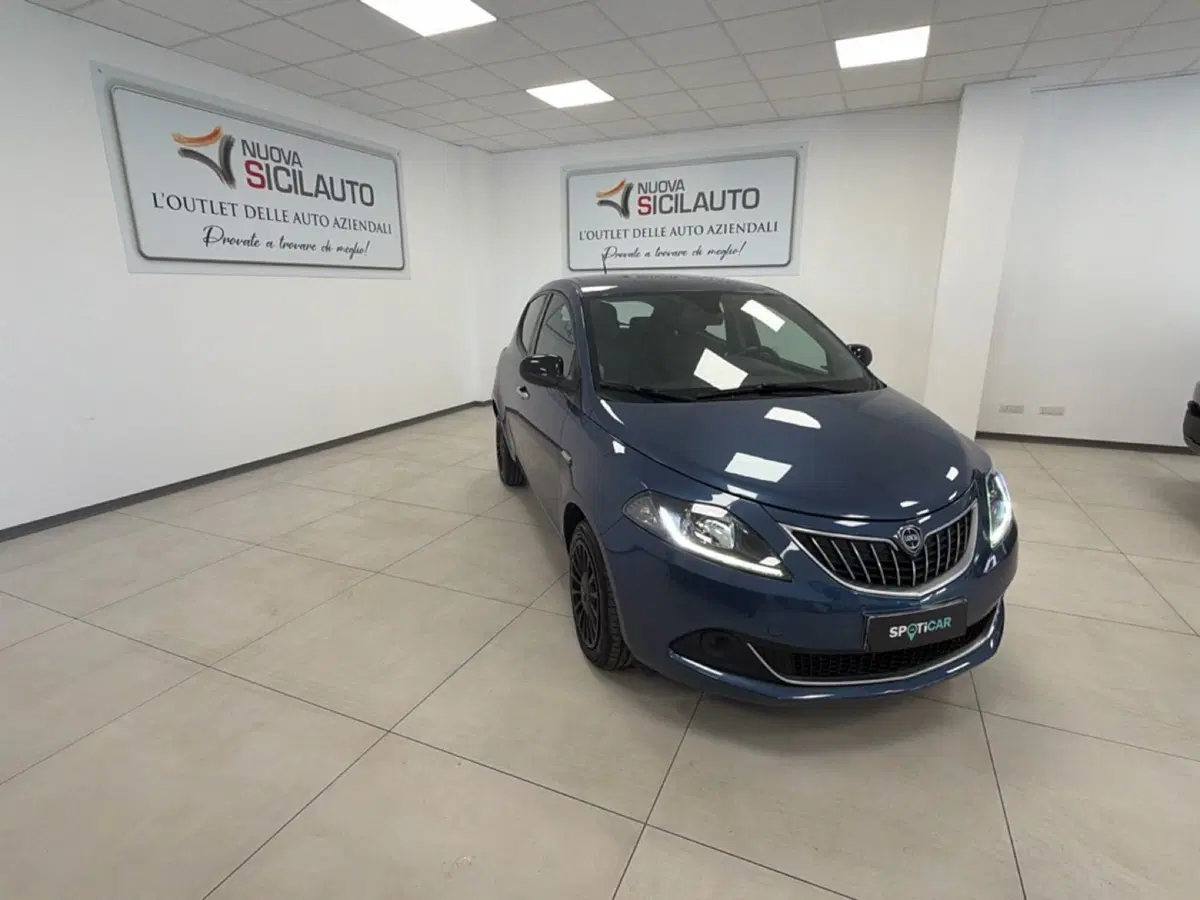 Lancia Ypsilon usata a Palermo (3)