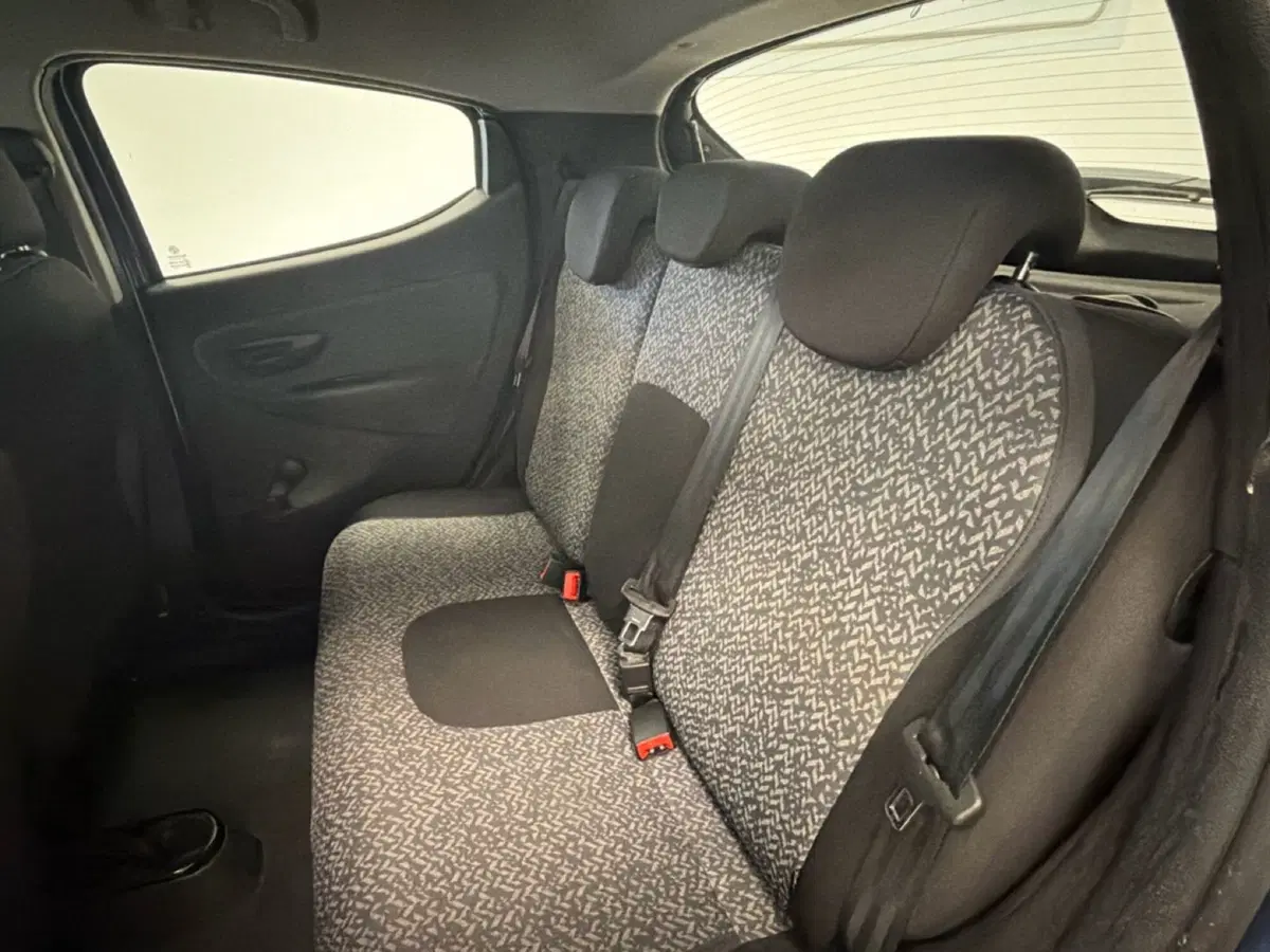 Lancia Ypsilon usata a Palermo (6)