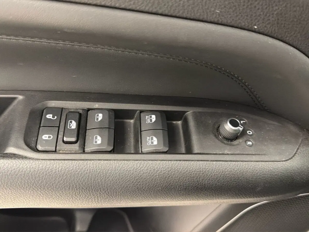 Jeep Compass usata a Palermo (9)