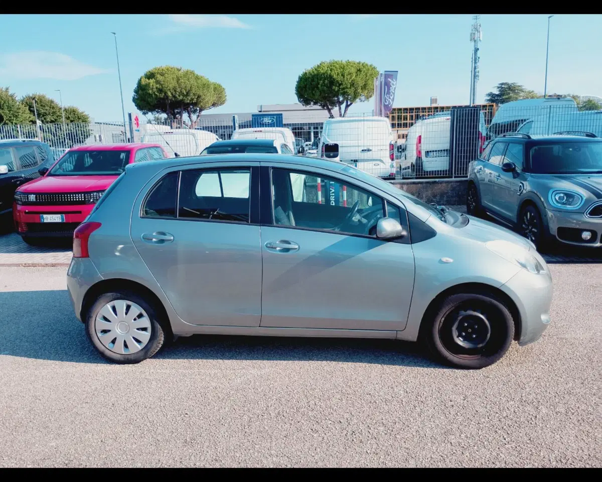 Toyota Yaris usata a Ravenna (12)