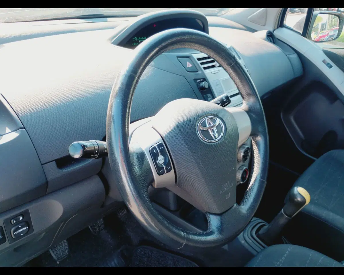 Toyota Yaris usata a Ravenna (8)