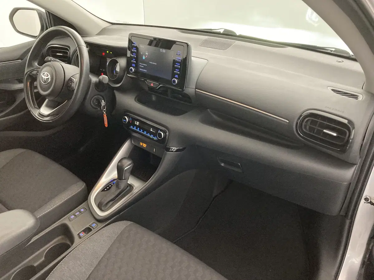 Toyota Yaris usata a Foggia (17)