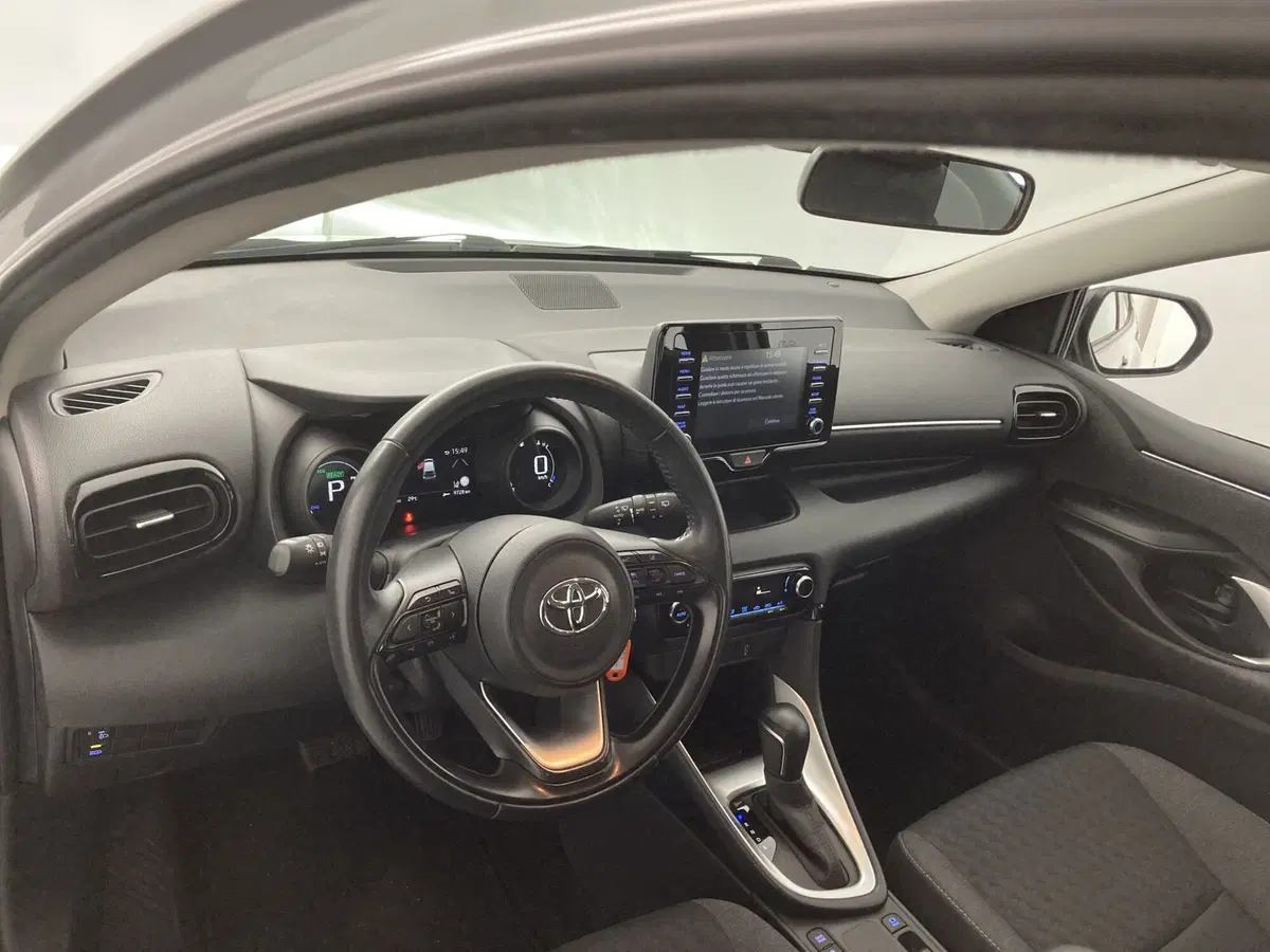 Toyota Yaris usata a Foggia (9)