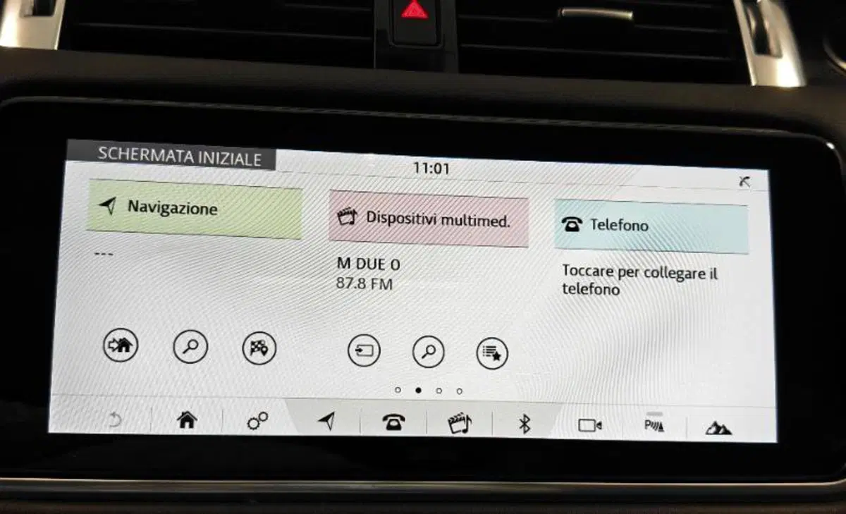 Land Rover Range Rover Sport usata a Venezia (15)