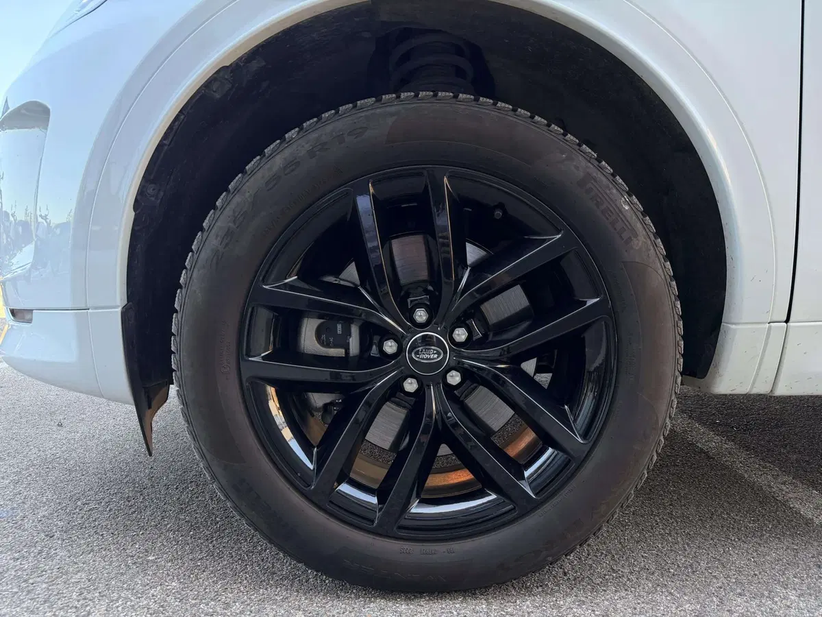 Land Rover Discovery Sport usata a Siena (9)
