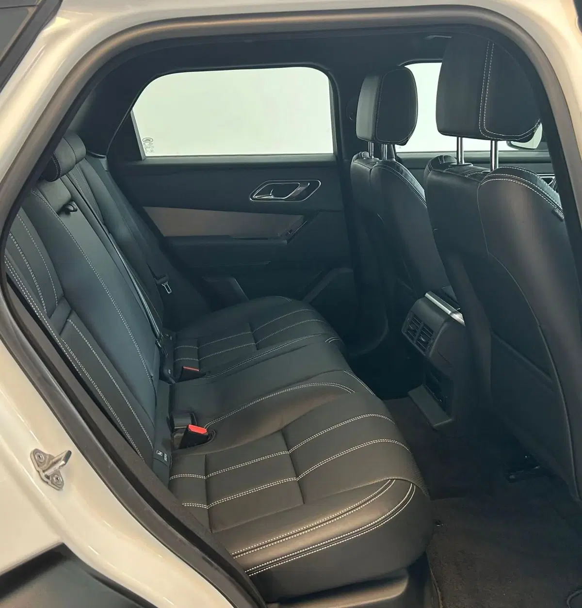Land Rover Range Rover Velar usata a Ferrara (5)