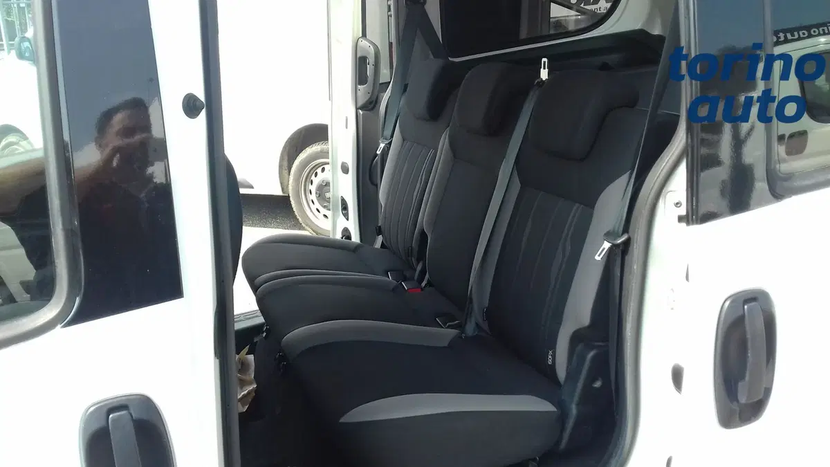 Fiat Doblò usata a Torino (4)