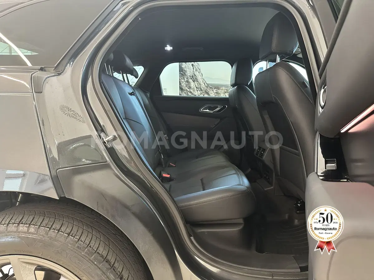 Land Rover Range Rover Velar usata a Forlì-Cesena (11)