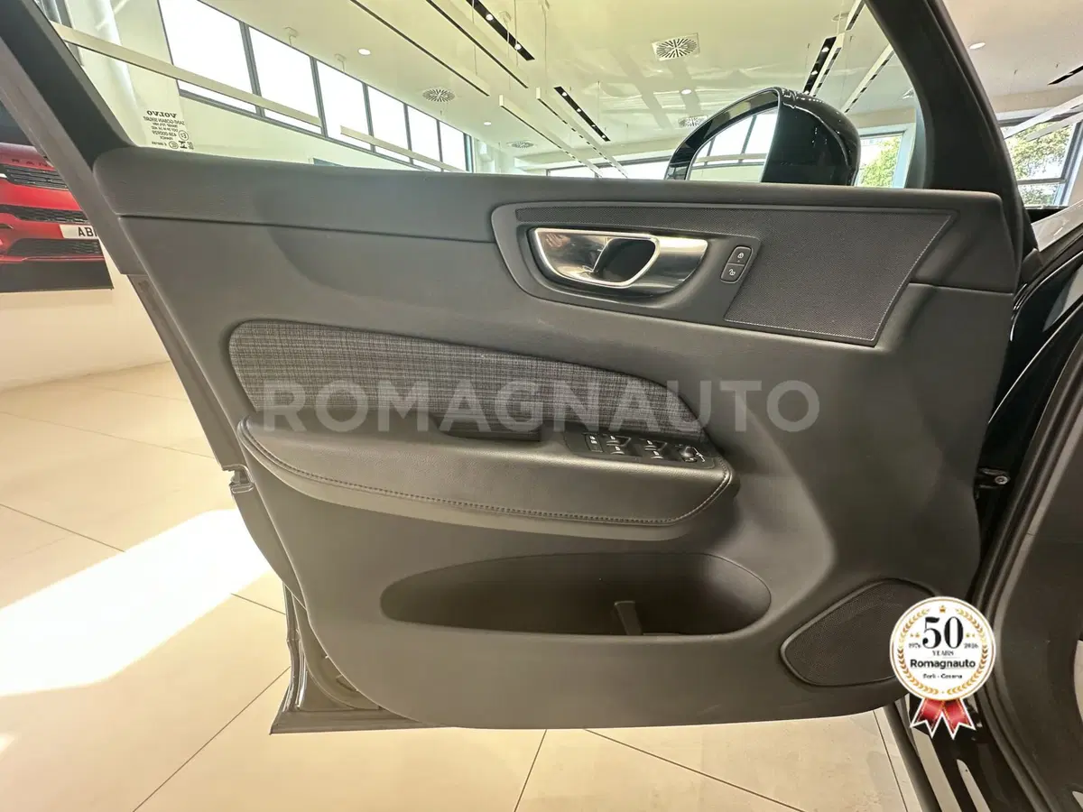 Volvo XC60 usata a Forlì-Cesena (15)