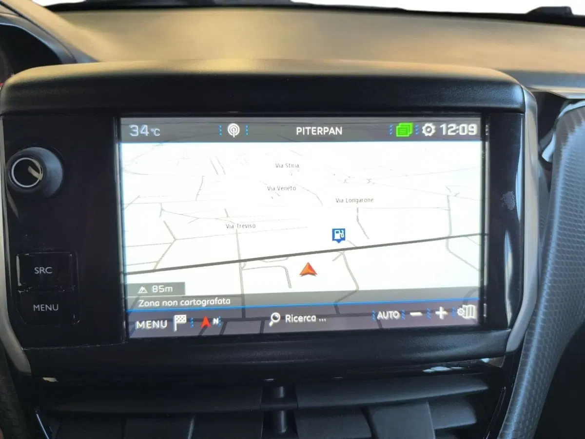 Peugeot 2008 usata a Udine (11)