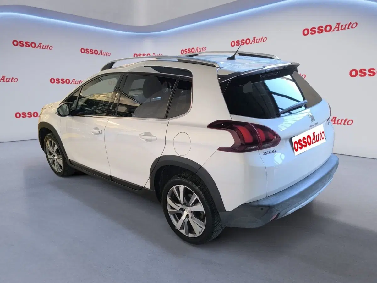 Peugeot 2008 usata a Udine (4)