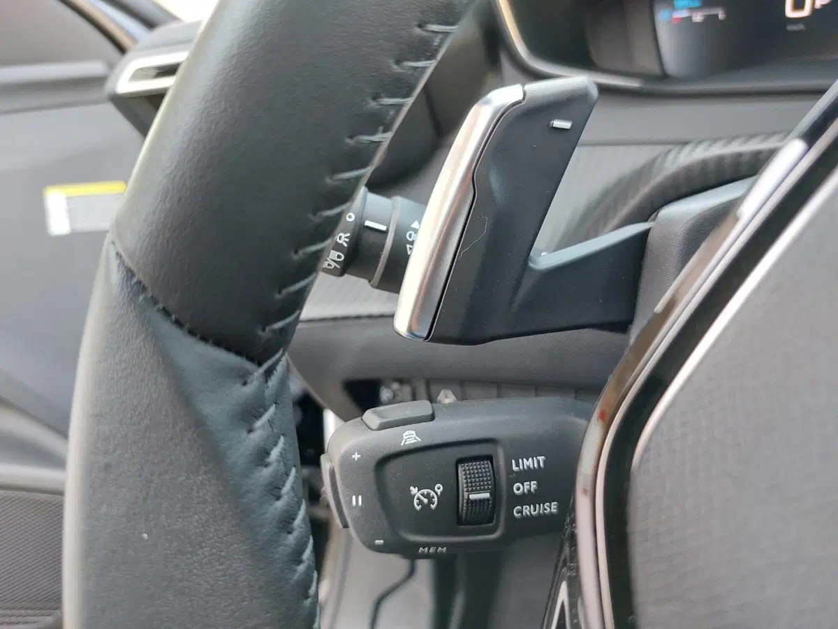 Peugeot 2008 usata a Pavia (12)