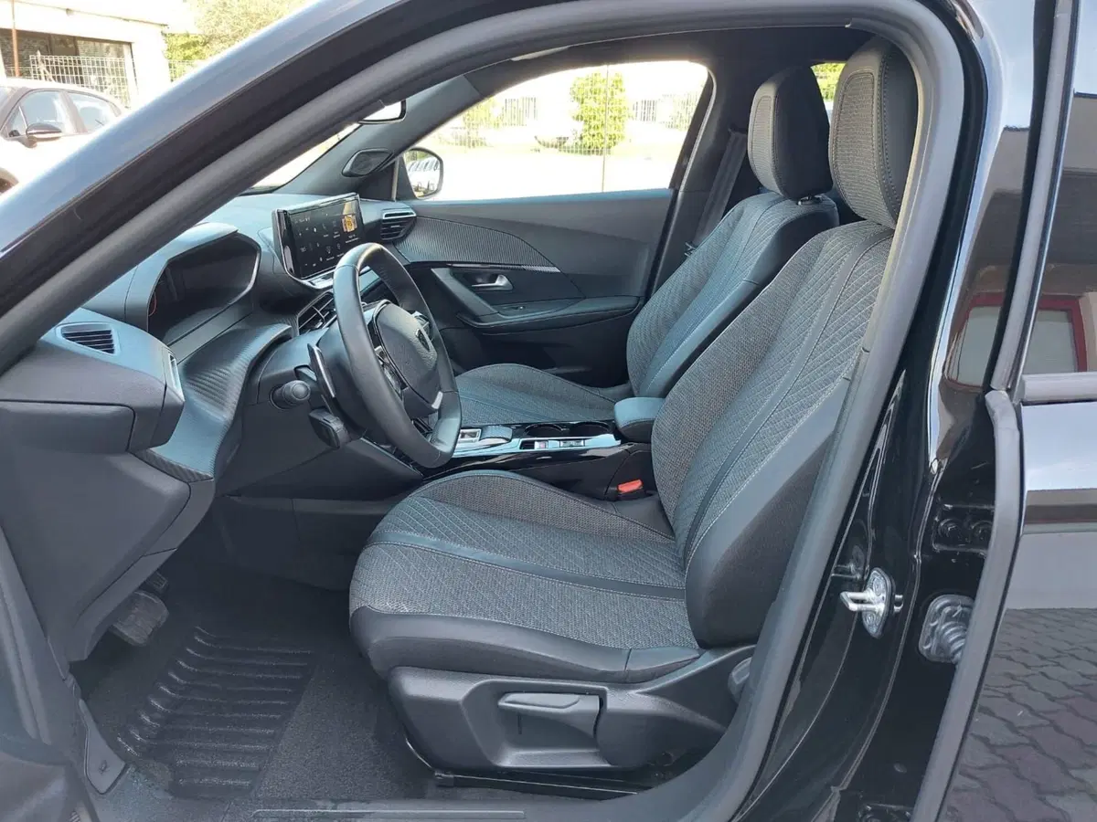 Peugeot 2008 usata a Pavia (3)