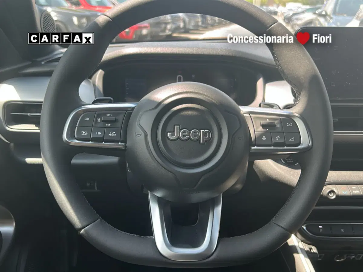 Jeep Avenger nuova a Latina (20)